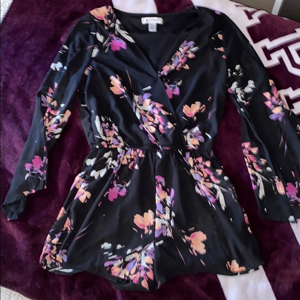 Women’s longsleeve romper